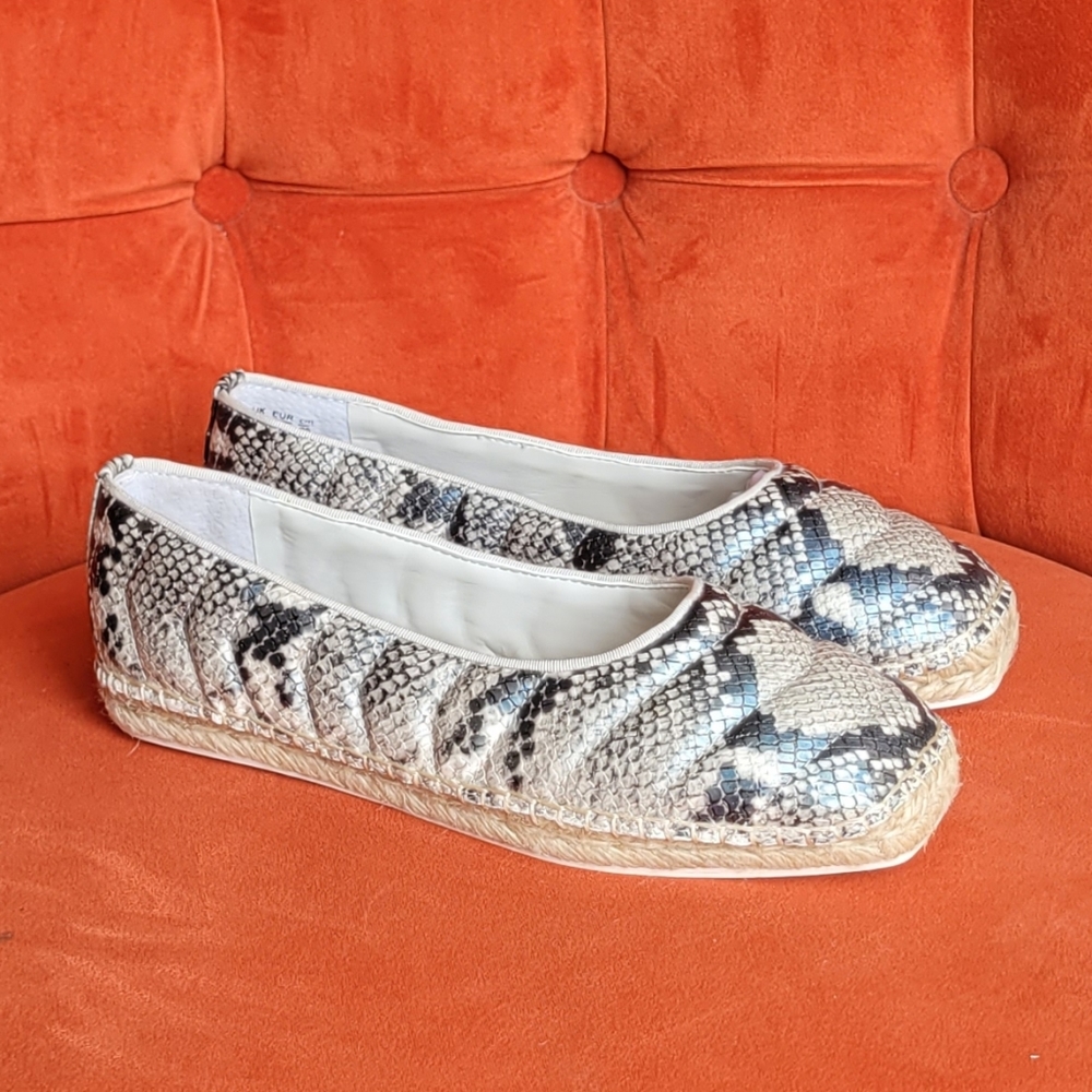 Franco Sarto Kiya Spadrilles Snakeskin Flats Size 8